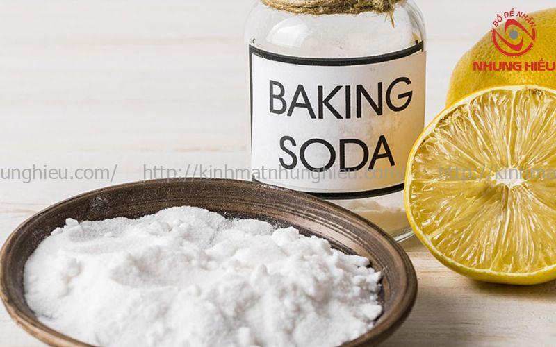 cách vệ sinh kính cận