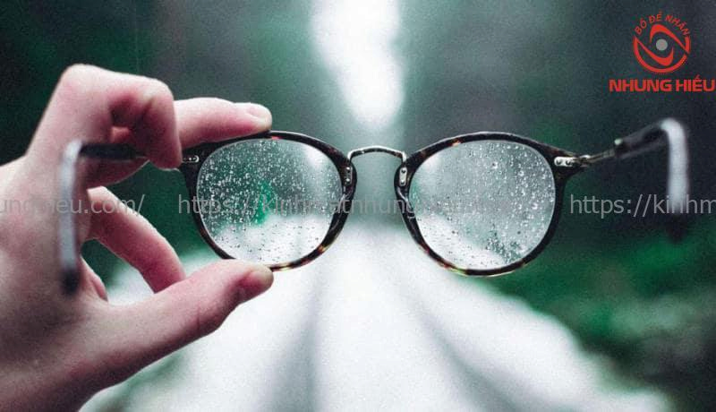Tròng Kính Đổi Màu Essilor Transitions Gen 8 Giá Tốt 2026 7 Tròng kính Essilor Transitions