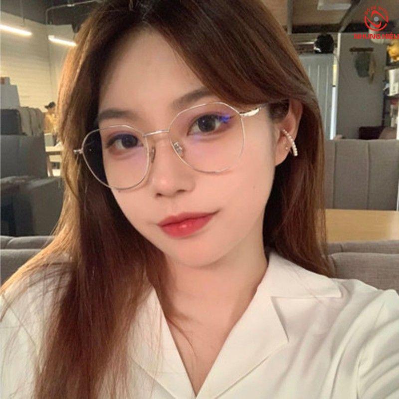 Gọng kính cận nữ dễ thương