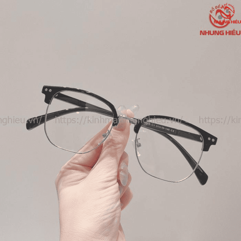 Gọng kính cận nữ trung niên nửa viền