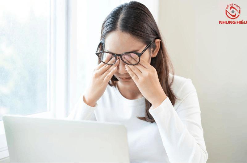 Đeo kính không đúng độ có sao không Đeo kính không đúng độ có sao không