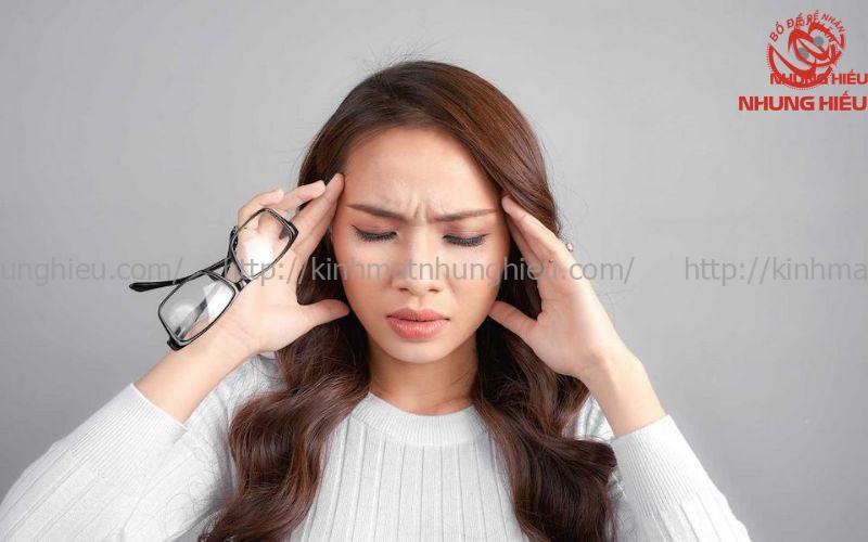 Đeo kính sai độ có sao không Đeo kính sai độ có sao không